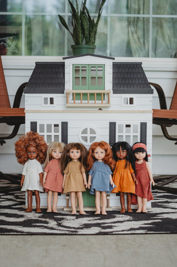 Las Amigas Doll Collection