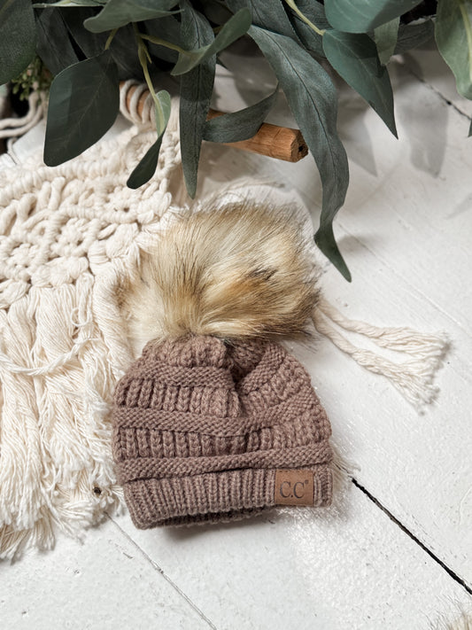 CC Beanie > Taupe- DOLL