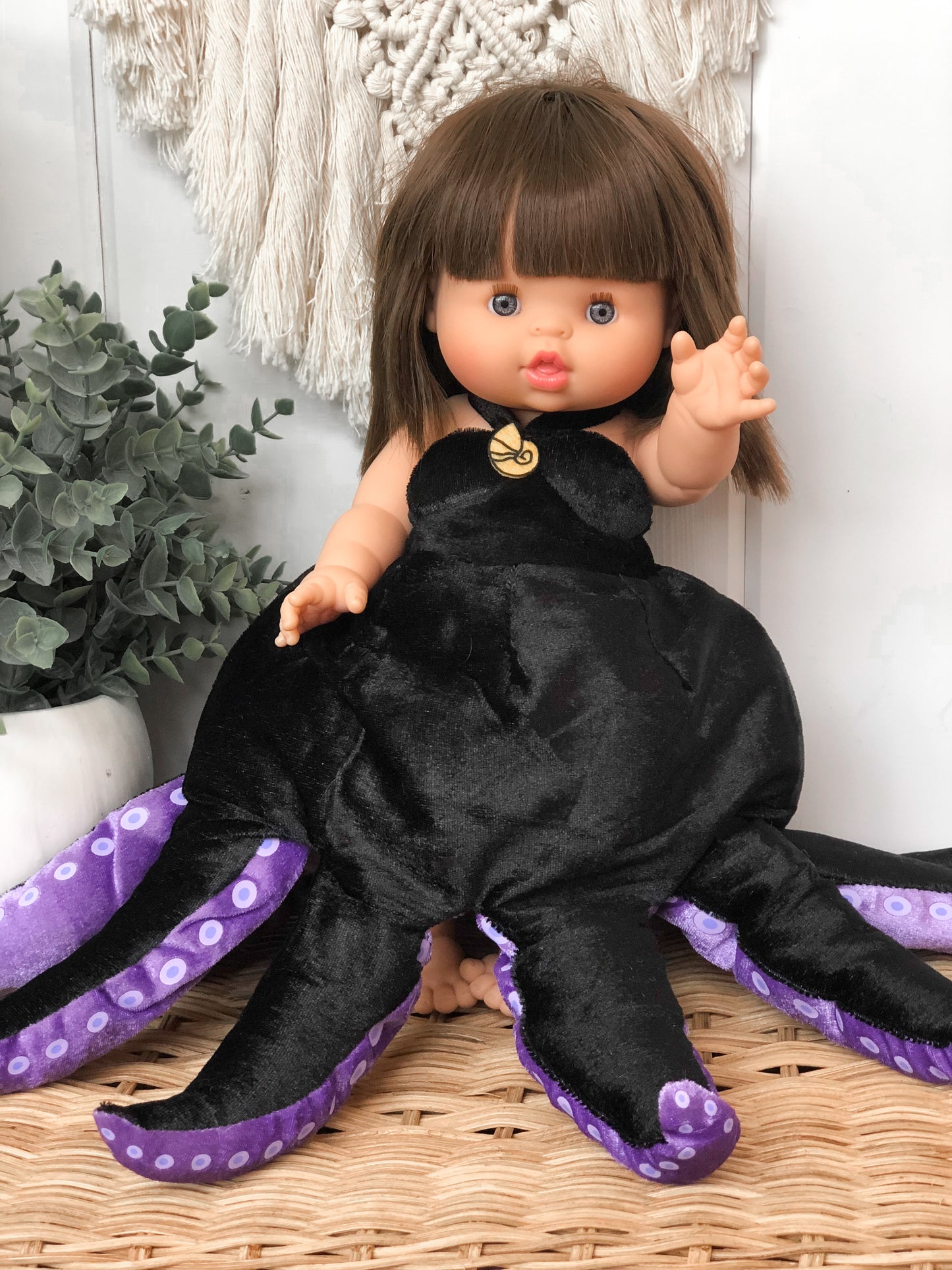 Ursula Inspired Outfit- DOLL