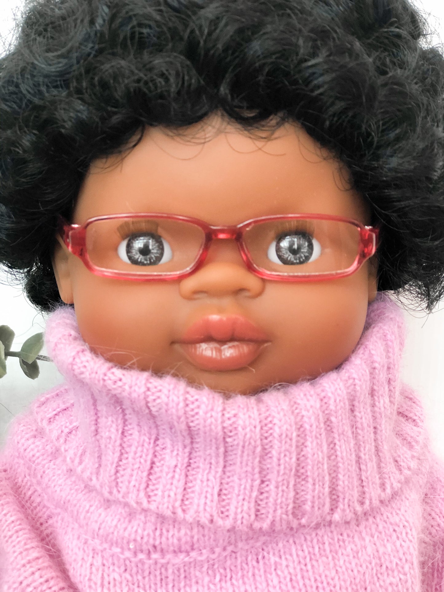 Red Glasses - DOLL