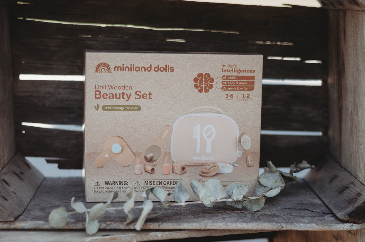 Wood Beauty Set - DOLL